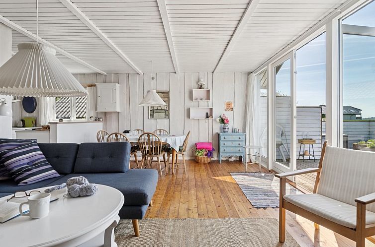 Vakantiehuis "Hira" - 200m from the sea