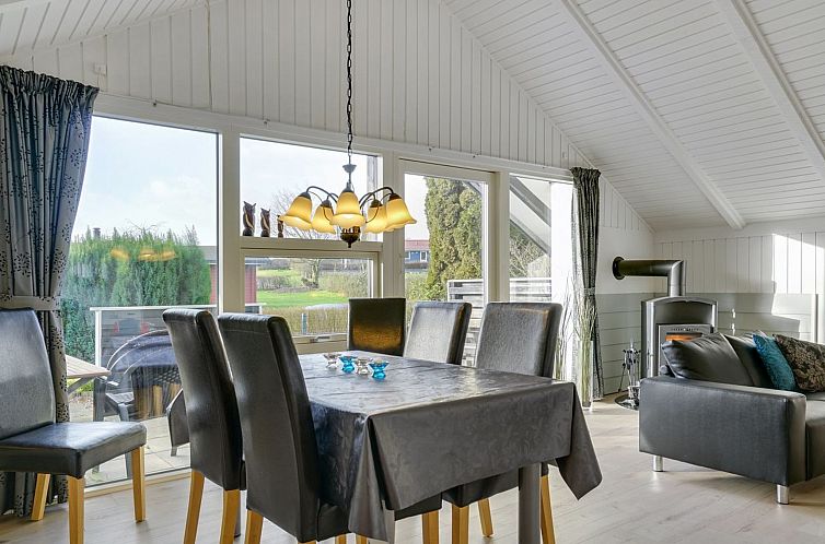 Vakantiehuis "Hortensia" - 350m from the sea