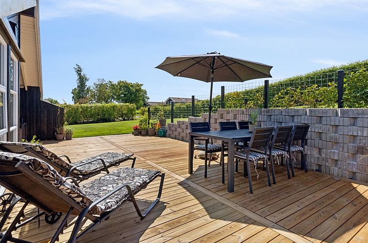 Vakantiehuis "Erin" - 200m from the sea