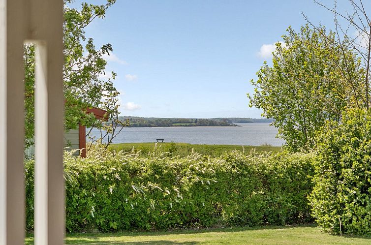 Vakantiehuis "Denahi" - 400m to the fjord