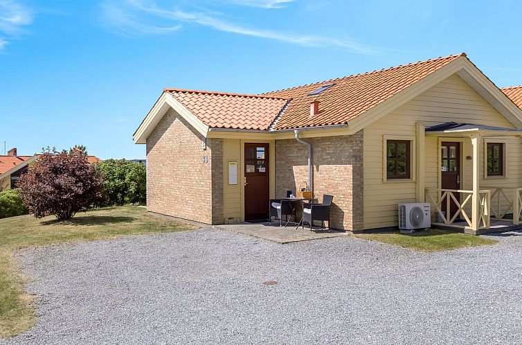 Vakantiehuis "Roar" - 500m from the sea
