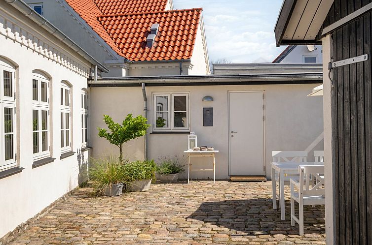 Vakantiehuis "Devis" - 75m from the sea