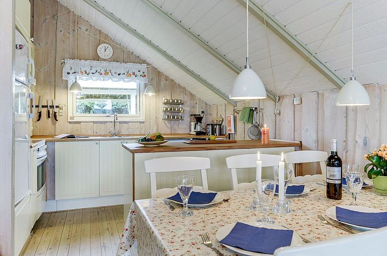 Vakantiehuis "Hjalmine" - 250m from the sea