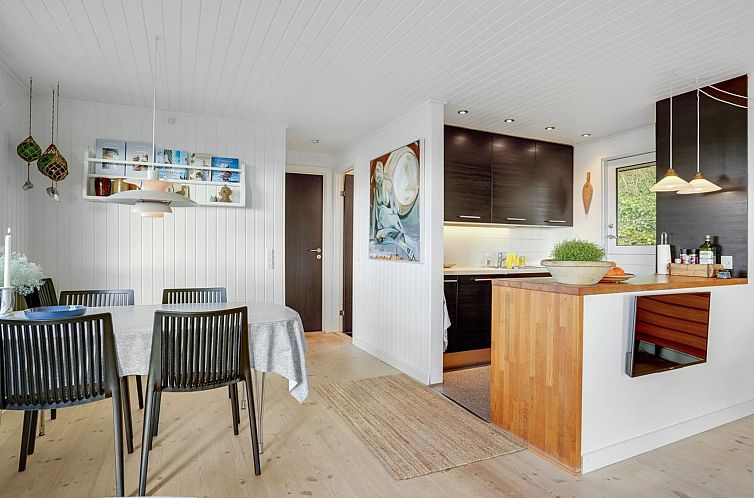 Vakantiehuis "Akseline" - 20m from the sea