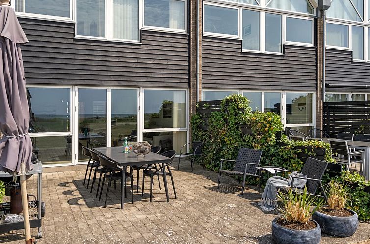 Appartement "Lucjan" - 50m from the sea