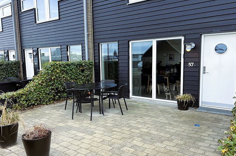 Appartement "Lucjan" - 50m from the sea