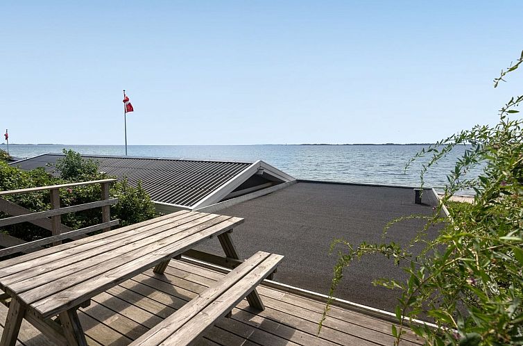 Vakantiehuis "Pellervo" - 20m from the sea