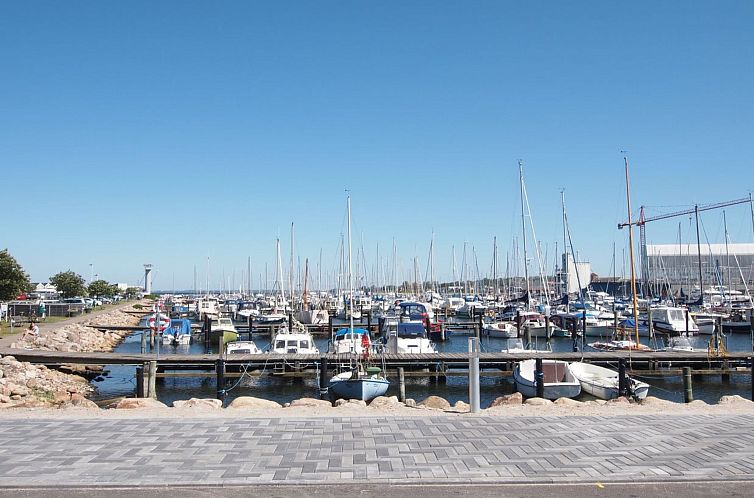 Vakantiehuis "Claudine" - 90m from the sea