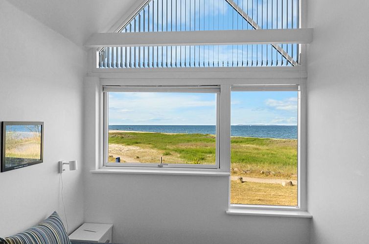 Vakantiehuis "Claudine" - 90m from the sea