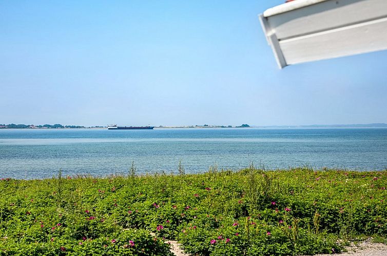 Vakantiehuis "Arnwith" - 20m from the sea