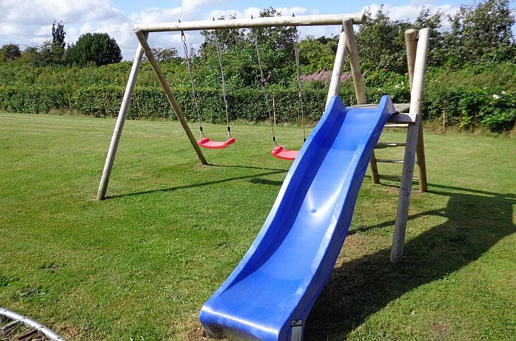 Vakantiehuis "Dunya" - 400m from the sea