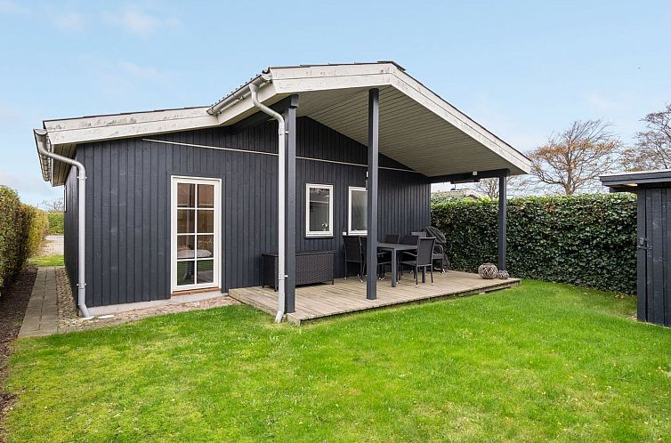 Vakantiehuis "Maybrit" - 50m from the sea