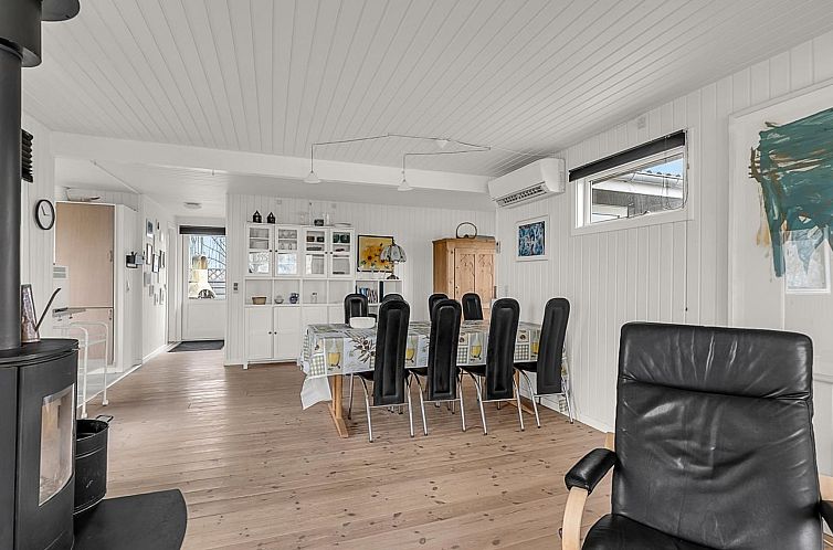 Vakantiehuis "Kjeld" - 210m from the sea