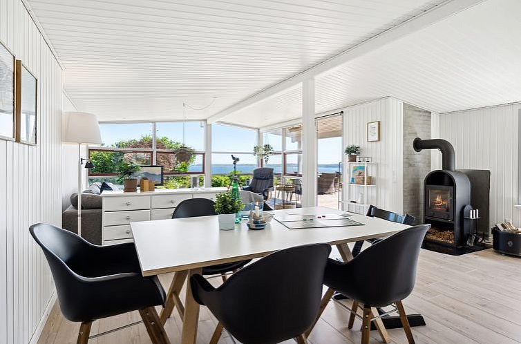 Vakantiehuis "Fokke" - 450m from the sea