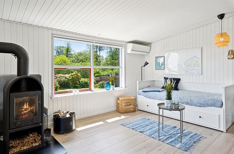 Vakantiehuis "Fokke" - 450m from the sea