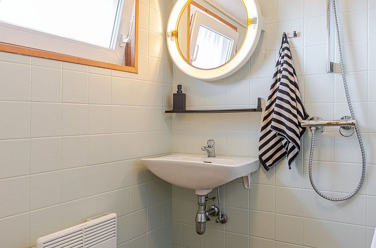 Vakantiehuis "Gyda" - 350m from the sea