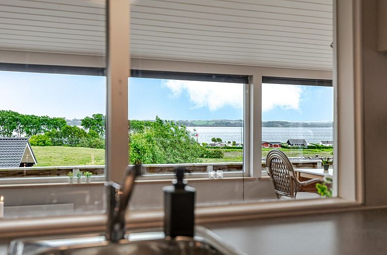 Vakantiehuis "Gyda" - 350m from the sea