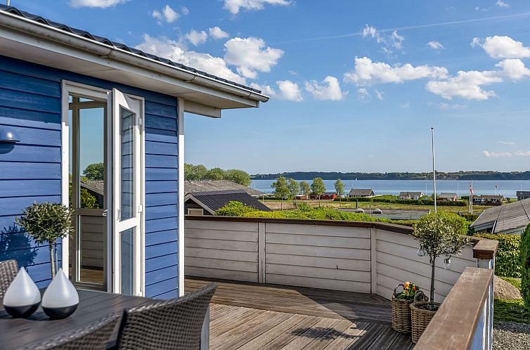 Vakantiehuis "Jelke" - 500m from the sea