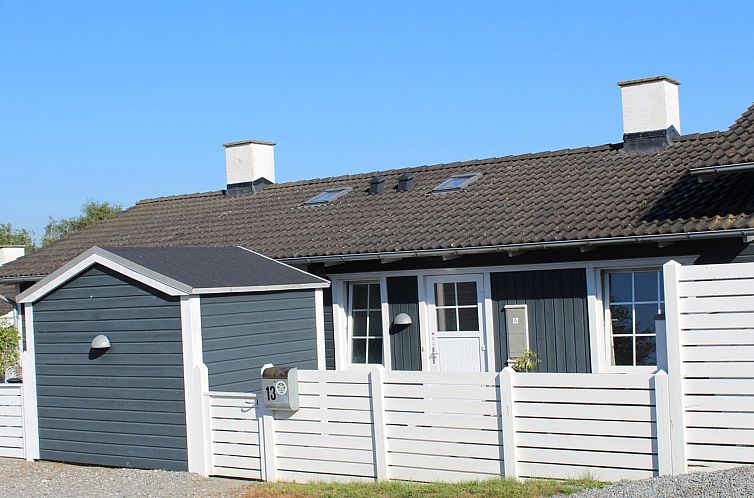 Vakantiehuis "Marga" - 400m from the sea
