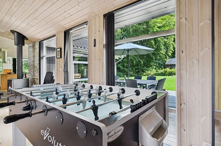 Vakantiehuis "Edin" - 150m from the sea