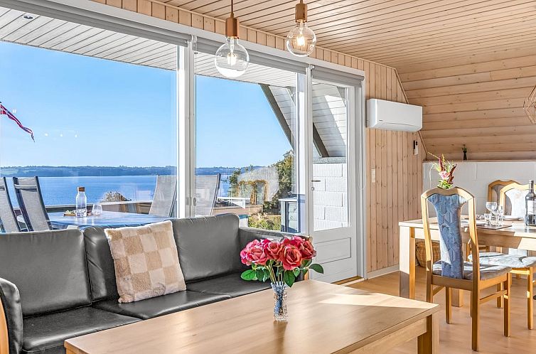 Vakantiehuis "Filomena" - 300m from the sea