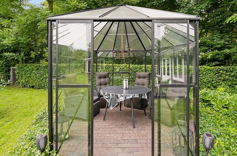 Vakantiehuis "Araminta" - 800m from the sea