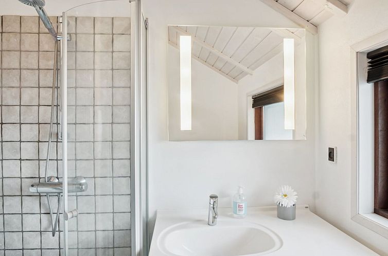 Vakantiehuis "Kaarina" - 250m from the sea