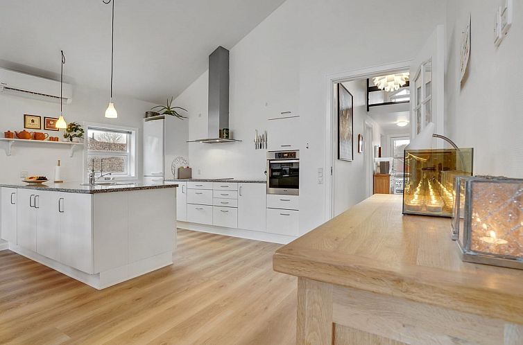 Vakantiehuis "Vanna" - 500m from the sea