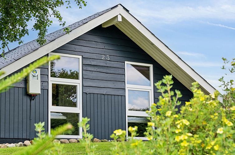 Vakantiehuis "Erke" - 800m from the sea