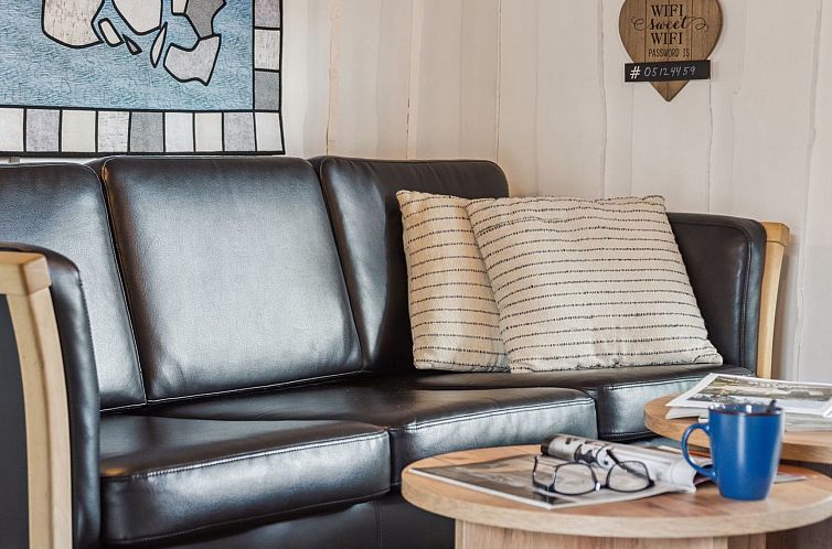 Vakantiehuis "Erke" - 800m from the sea