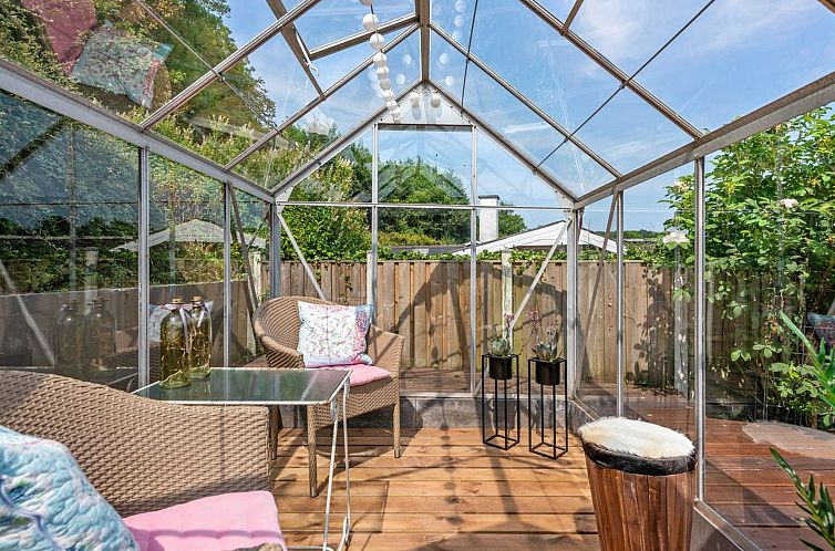 Vakantiehuis "Anu" - 400m from the sea