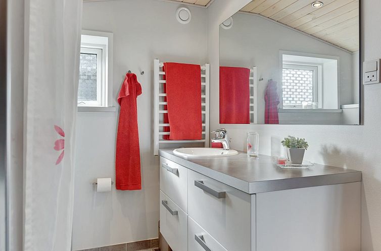 Vakantiehuis "Anu" - 400m from the sea