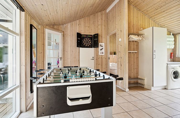 Vakantiehuis "Edin" - 150m from the sea