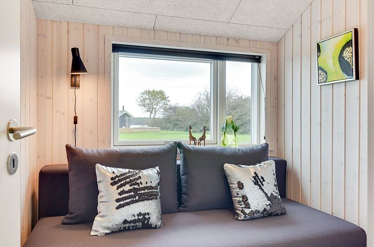 Vakantiehuis "Rathulf" - 500m from the sea