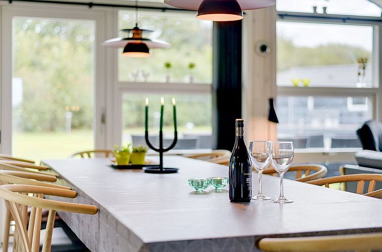 Vakantiehuis "Rathulf" - 500m from the sea