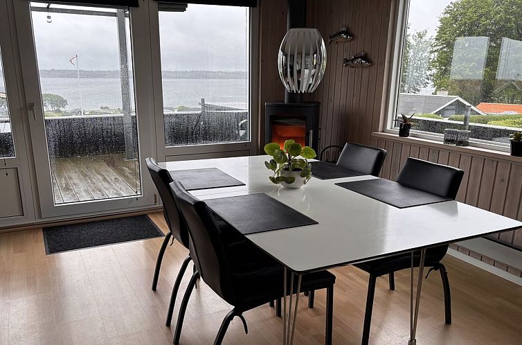 Vakantiehuis "Marisol" - 200m from the sea