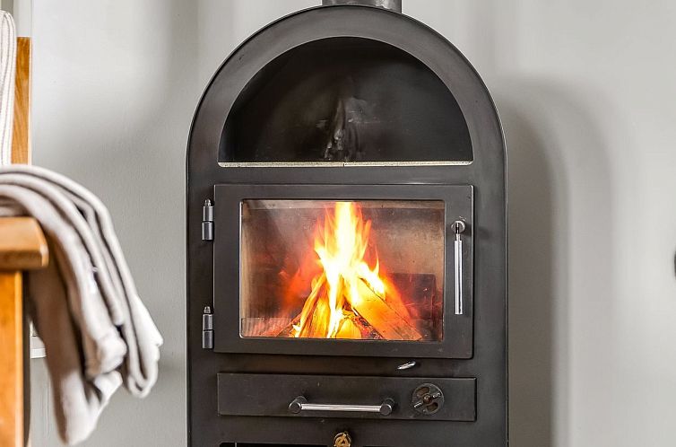 Vakantiehuis "Elja" - 400m from the sea