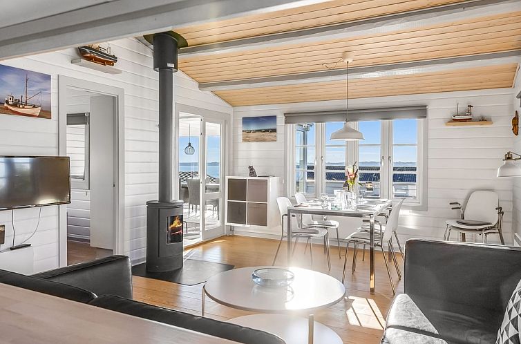 Vakantiehuis "Valea" - 600m from the sea