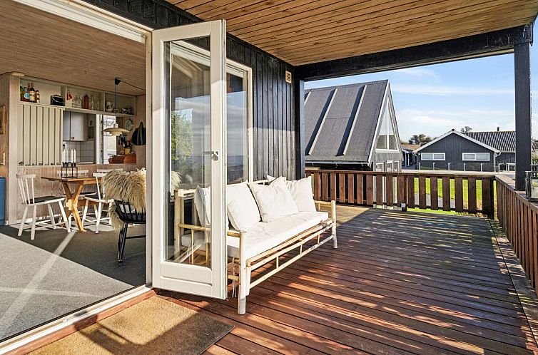 Vakantiehuis "Elisabete" - 600m from the sea