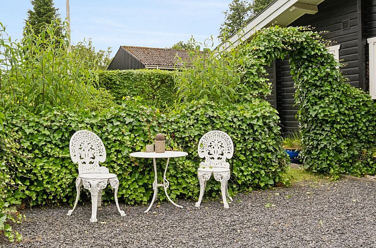 Appartement "Annrike" - 200m from the sea
