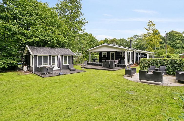 Vakantiehuis "Araminta" - 800m from the sea