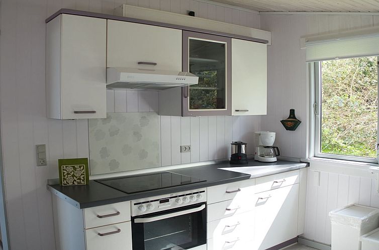 Vakantiehuis "Hilde" - 75m from the sea