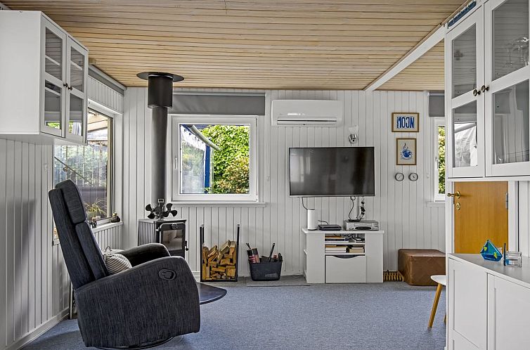 Vakantiehuis "Agla" - 350m from the sea