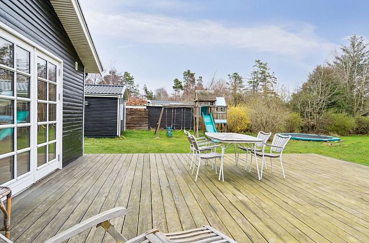 Vakantiehuis "Kara" - 450m from the sea