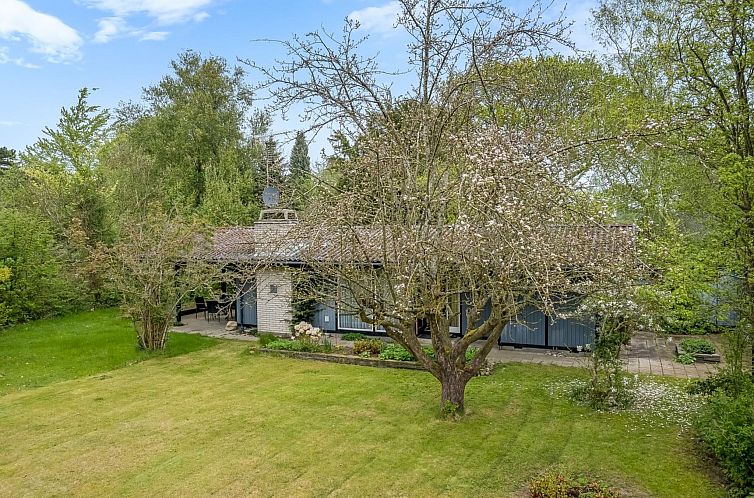 Vakantiehuis "Aatos" - 150m from the sea