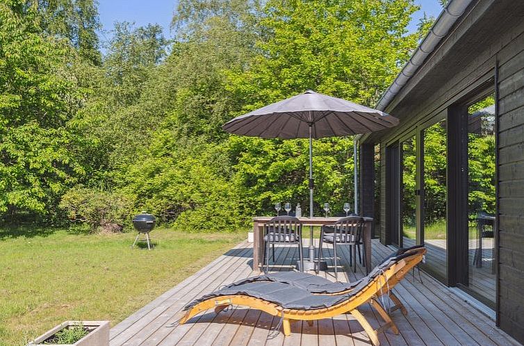 Vakantiehuis "Ilvy" - 850m from the sea