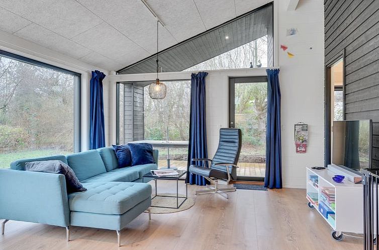 Vakantiehuis "Ilvy" - 850m from the sea