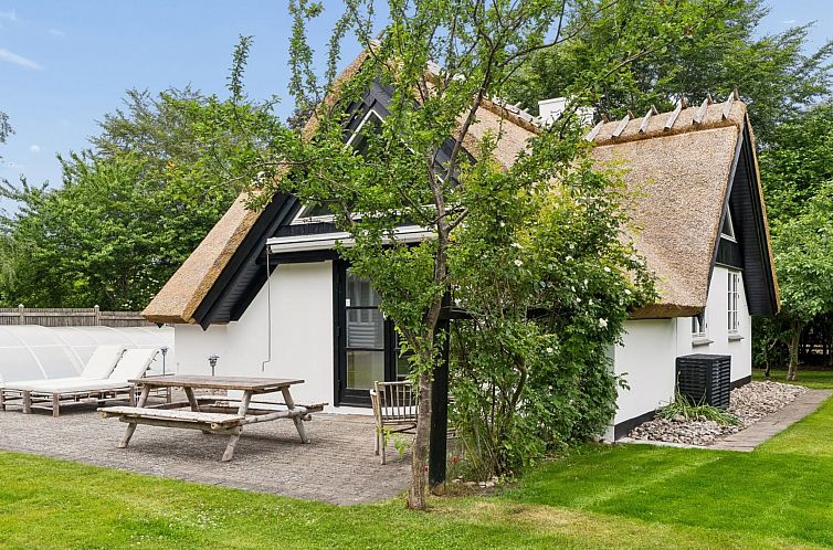 Vakantiehuis "Emanuela" - 800m from the sea