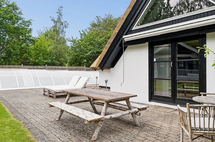 Vakantiehuis "Emanuela" - 800m from the sea