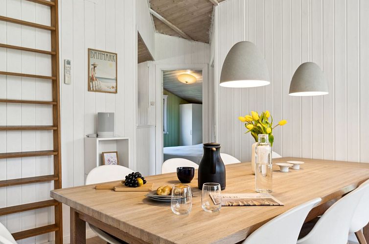 Vakantiehuis "Amiira" - 500m from the sea